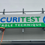 panneau-enseigne-personnalisé